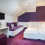 The Hey Otel 4*