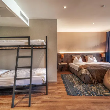 Hotel The Hey 4*