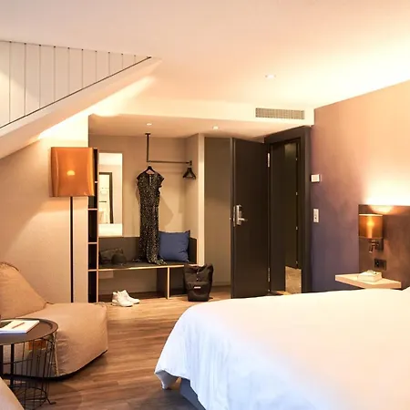 Hotel The Hey 4*